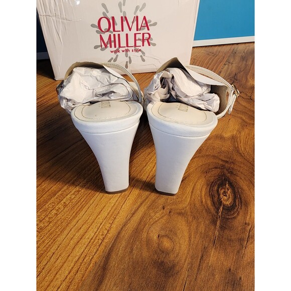Olivia Miller Womens Sz 8M Bone White Block Heel Square Toe Slip On Open Toe - Picture 3 of 8